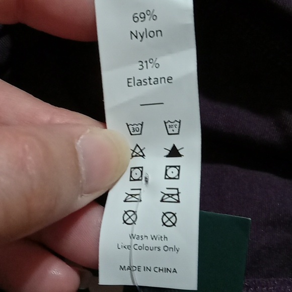 HALARA Womens Shorts Biker XS EXTRA SMALL NEW Workout Bike Cycling Maroon Yoga - Picture 4 of 4